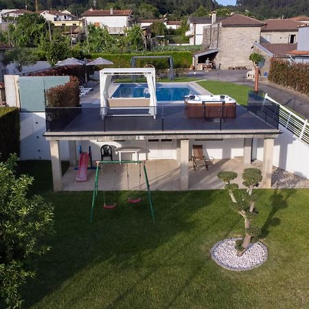 Villa Moura - Pool & Jacuzzi Póvoa de Lanhoso Εξωτερικό φωτογραφία