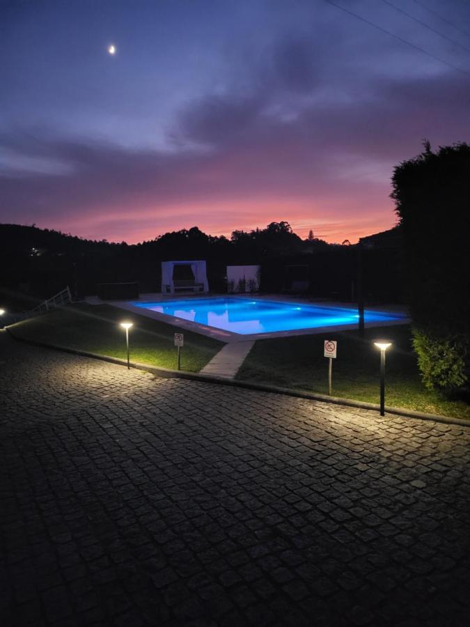 Villa Moura - Pool & Jacuzzi Póvoa de Lanhoso Εξωτερικό φωτογραφία